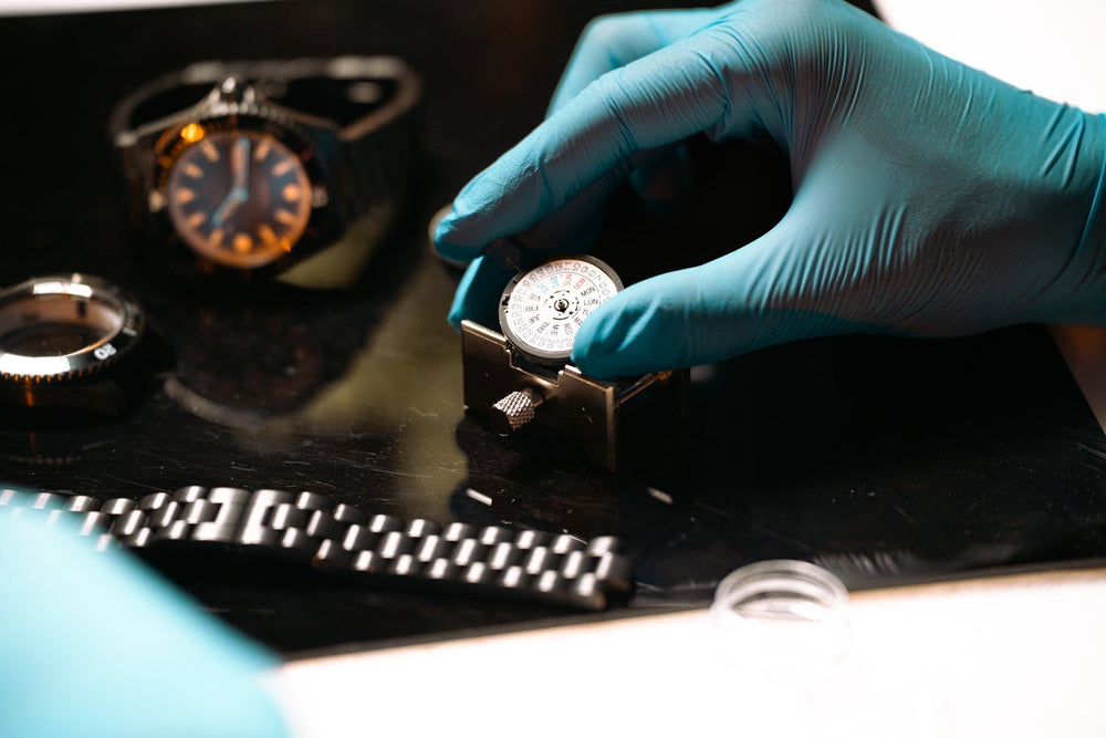 How to Wind & Set a Mechanical Watch | Complete Guide